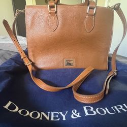 Dooney & Burke  Handbag