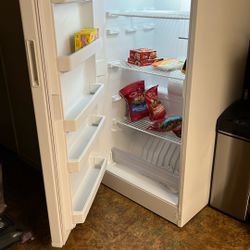 Maytag Deep Freezer