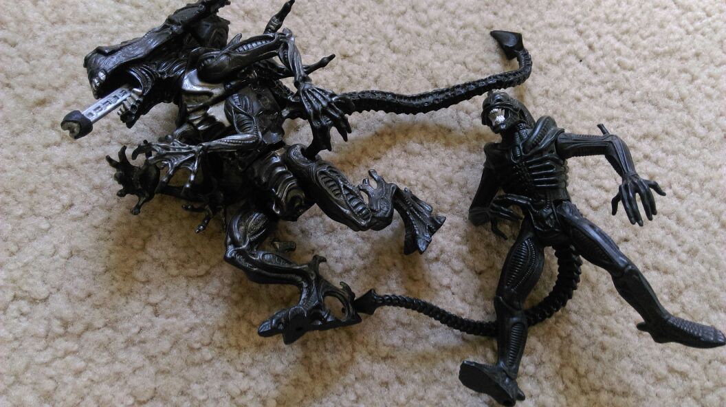 Aliens action toys 2