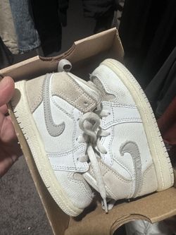 Air Jordan 1 8C