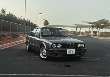 1989 BMW 325i