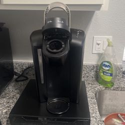 Keurig With K- Carafe And New Water Filter 