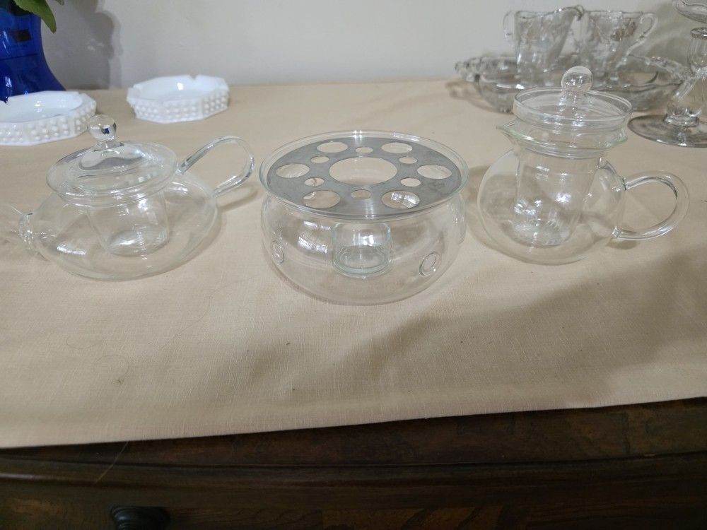Jenner Glas (German) Teapot Warmer With Two Glass Teapots Including Infusers