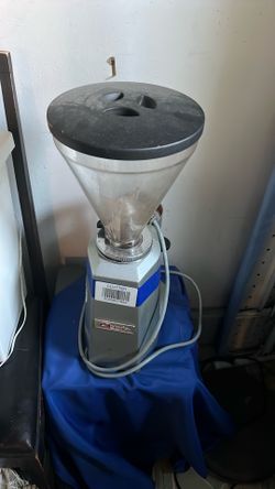 Coffee grinder industrial