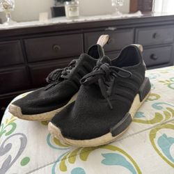 Adidas NMD_R1 Women’s Size 7.5 (Black/Beige) | Great Condition | Boost Comfort