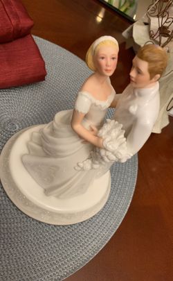 Lenox cake topper