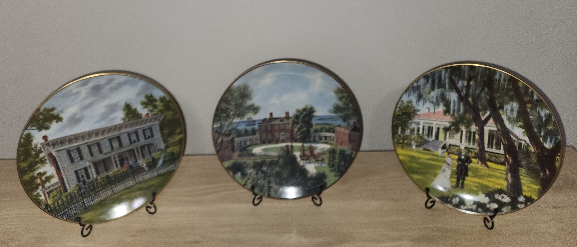 Gorham Fine China Southern Landmark Collector Plates