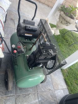 Air Compressor Speedaire  20 Gallon  2 Hp  135 Psi Like new works great Cost me $1100