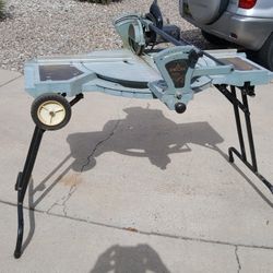 Delta  Deluxe Sawbuck Frame & Trim Saw