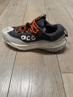 Nike ACG Low-Top Trail Sneaker