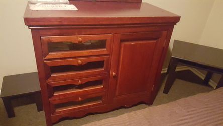 Child dresser with changing table on top