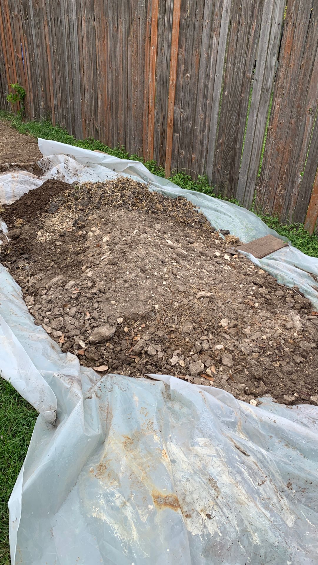 Free fill dirt / soil