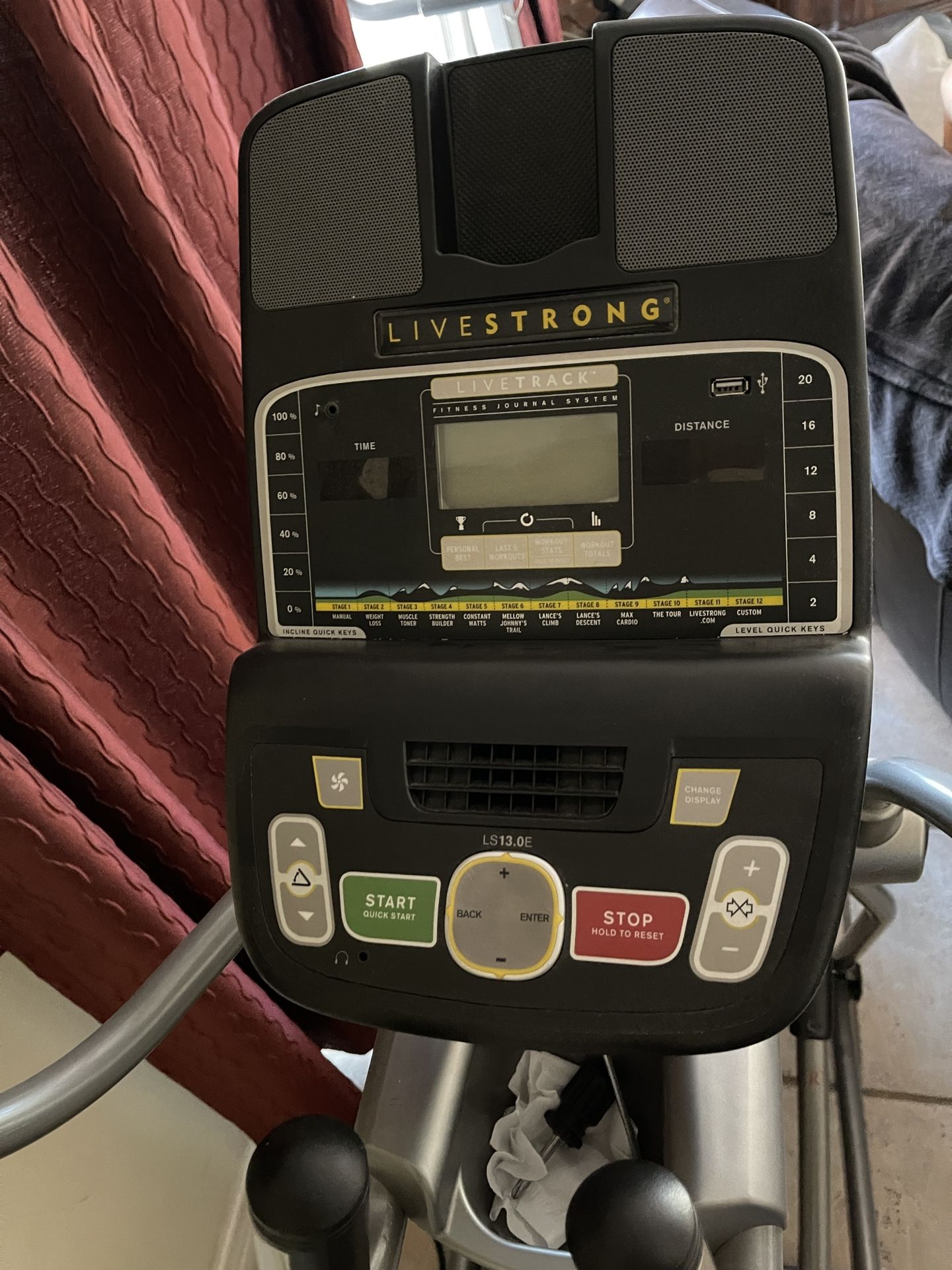 LIVE STRONG Elliptical $150