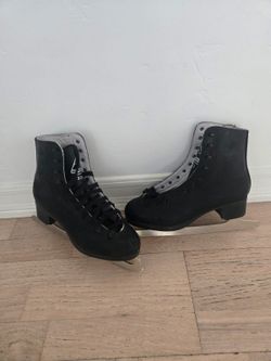 Jackson Glacier Skating Boots