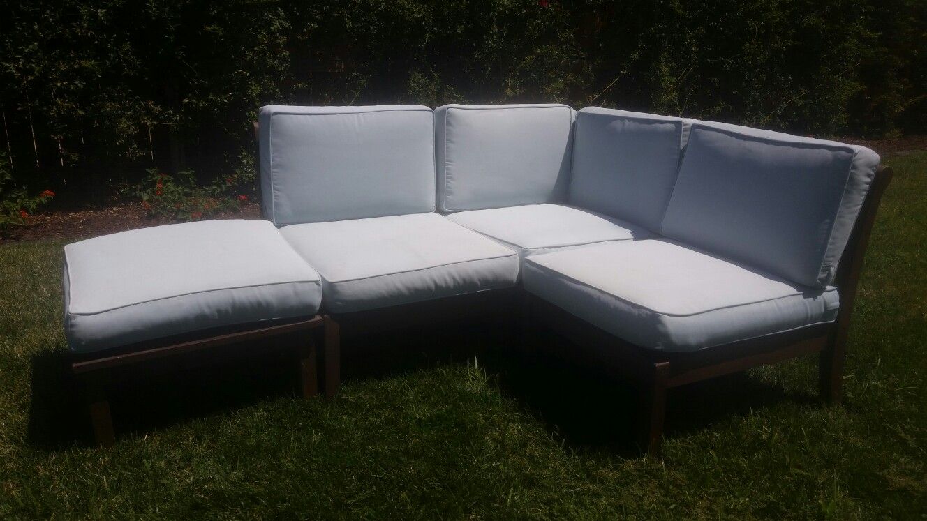 Pottery barn outdoor Chesapeake or Chatham sectional sofa patio