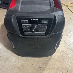 Ion Pathfinder Speaker Good Condition Great Sound ( Pick Up Only )