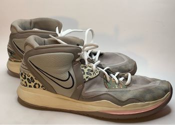 Nike Kyrie 8 Infinity Animal Print Basketball Shoes