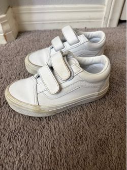 Kids size 11 shoes Vans