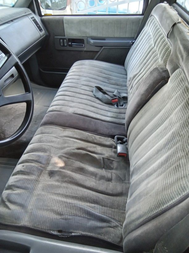 Chevy Obs Single Cab Interior / Chevy Obs Interior / Chevy Obs Seat / Silverado Interior