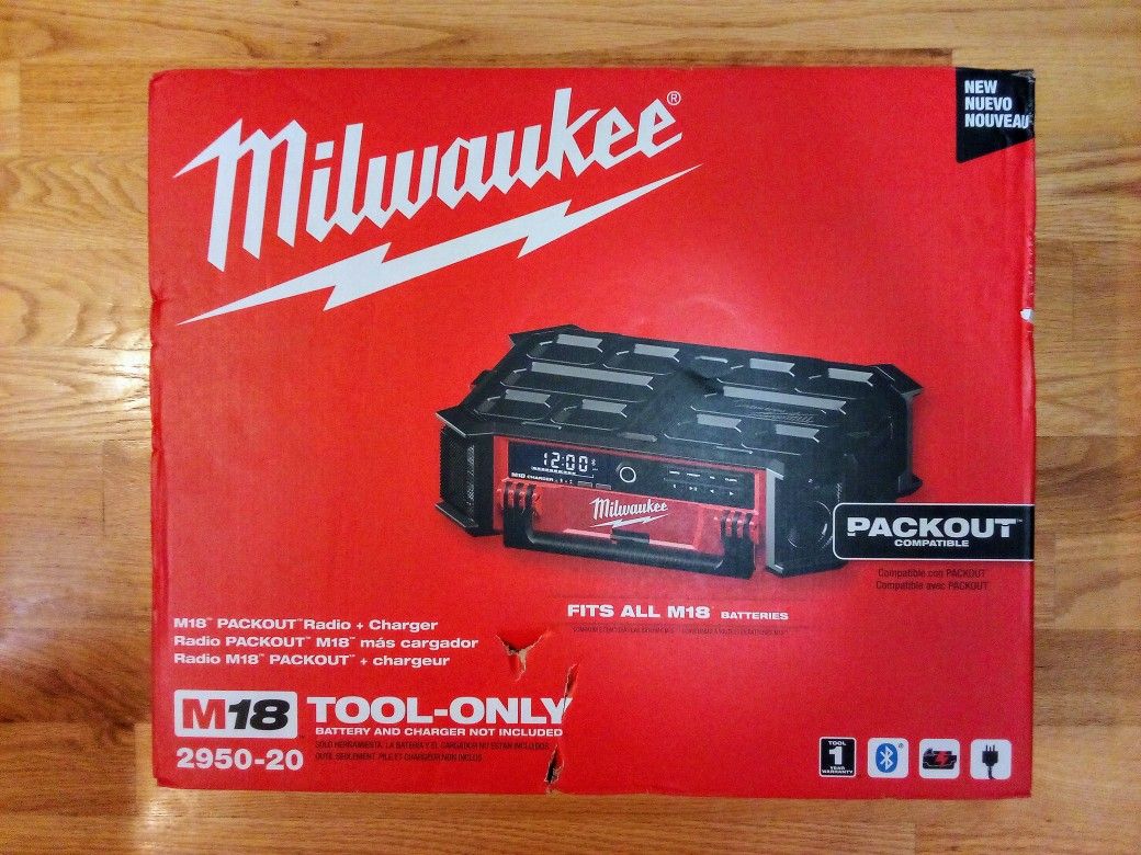 Milwaukee M18 Packout Radio Charger