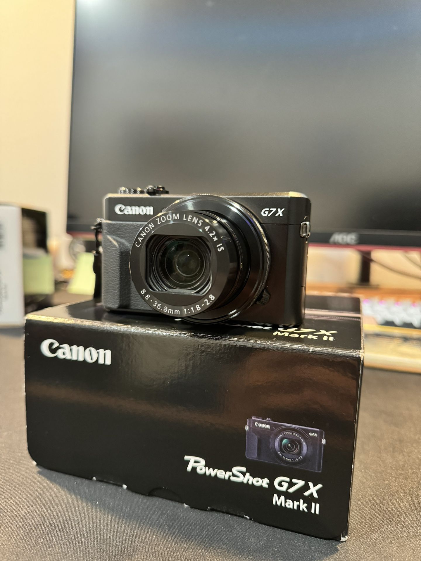 Canon Powershot G7X Mark II / ii