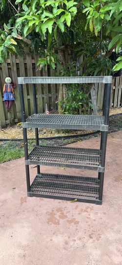 Shelf storage