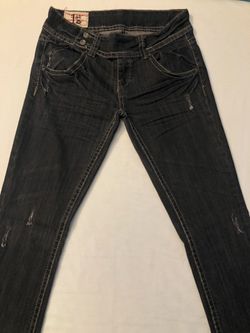 BLACK BOOT CUT JEANS