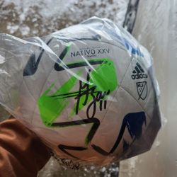  Gyasi Zarddes Auto Ball 