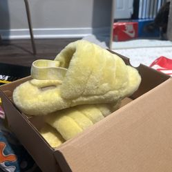 Ugg Slippers Worn Once Size 5