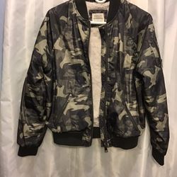 ASHLEY. By 26 International Outerwear .  Jacket  Size: M