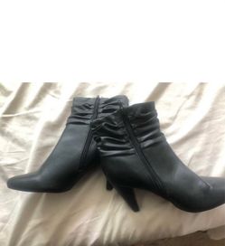 Boots for woman