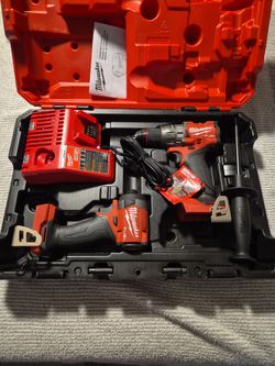 Milwaukee fuel combo