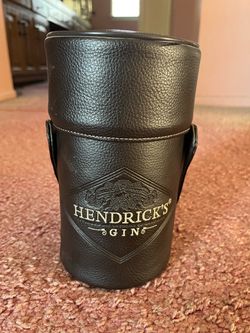 Hendricks gin bottle caddy