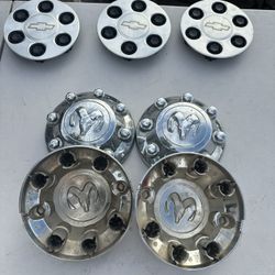 Genuine Heavy-Duty Ram 2500/3500 center Caps