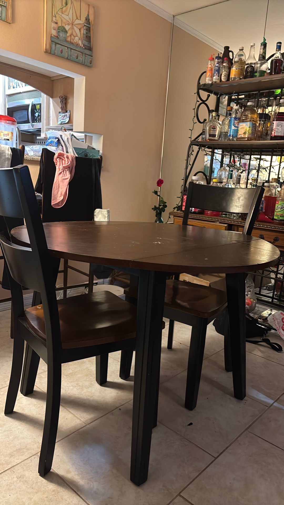 Small Leaf Table For 2 With Chairs