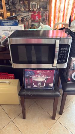 Hamilton Beach microwave light used