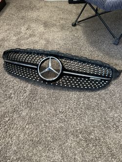 C43 AMG Front Grill 