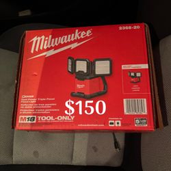 M18 18-Volt Lithium-Ion Cordless 4500 Lumens ROVER Dual Power Triple-Panel Flood & Area Light (Tool-Only)