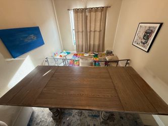 Restoration Hardware Solid Oak Dining Table – Seats 6-10