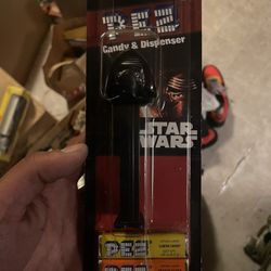 Disney's Star Wars Darth Vader PEZ Dispenser - Easter 🐣New Sealed