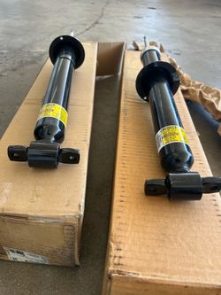 2024  camero front left and right absorbers new in box