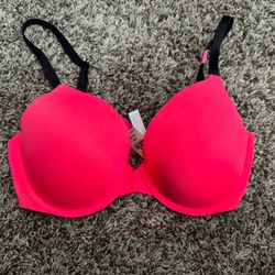 Brand New Victoria’s Secret Bra