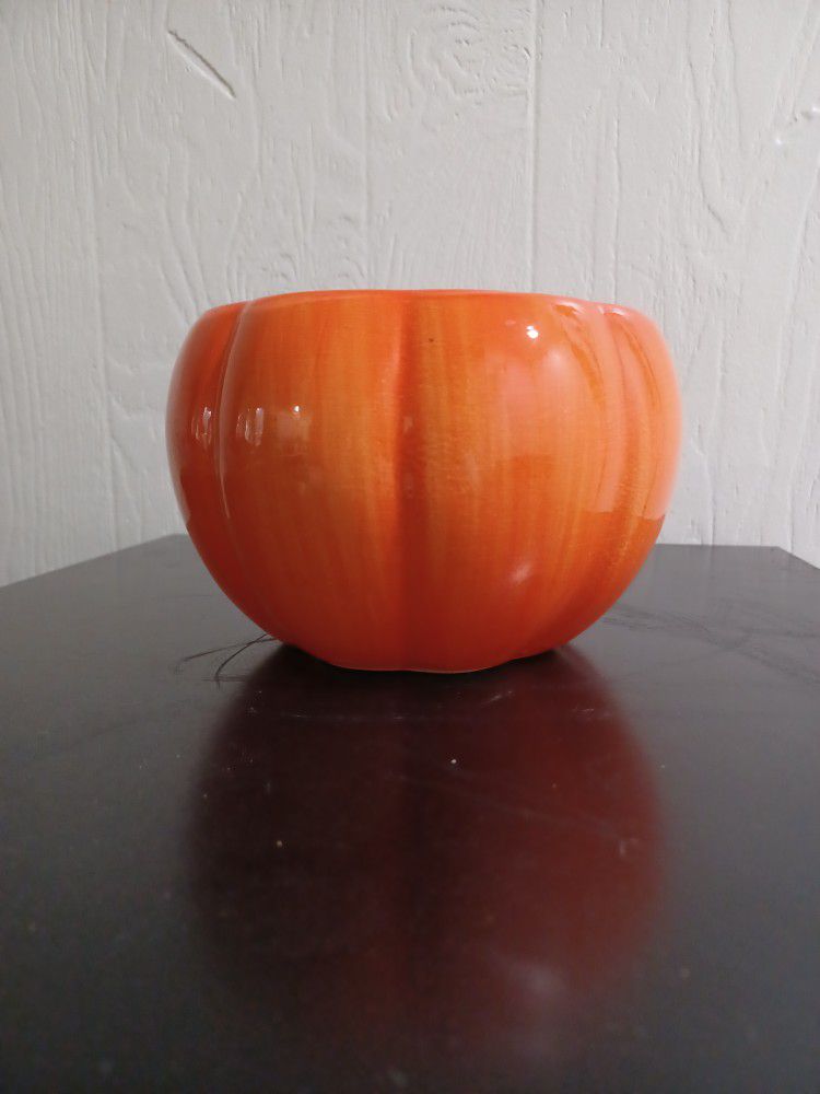 Porcelain Pumpkin Bowl