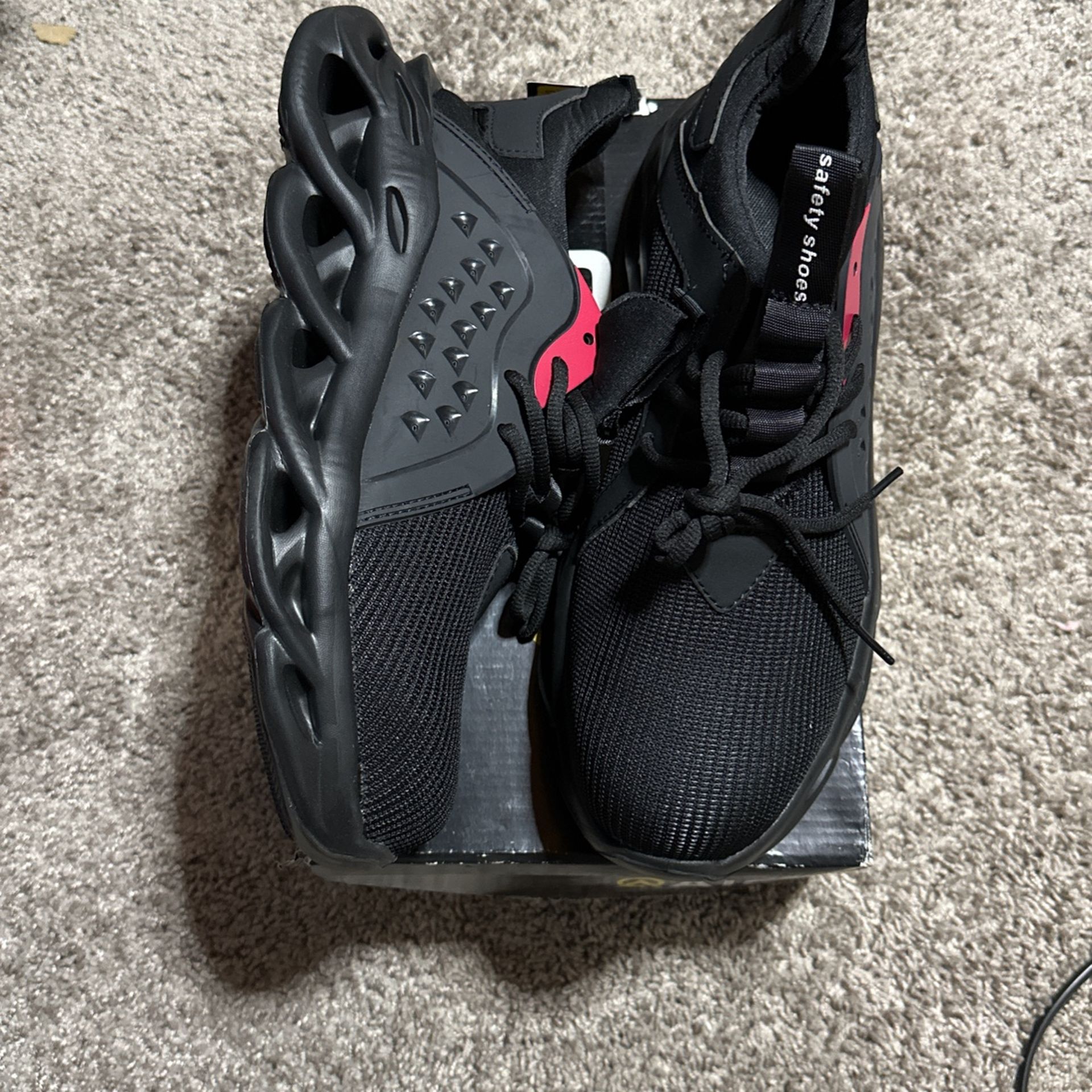 Safety Shoes Men’s 11 Women’s 12.5