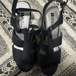 Black White Mountain Wedge Sandals