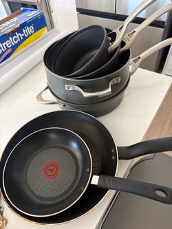 Calphalon & T Fal pots and pans