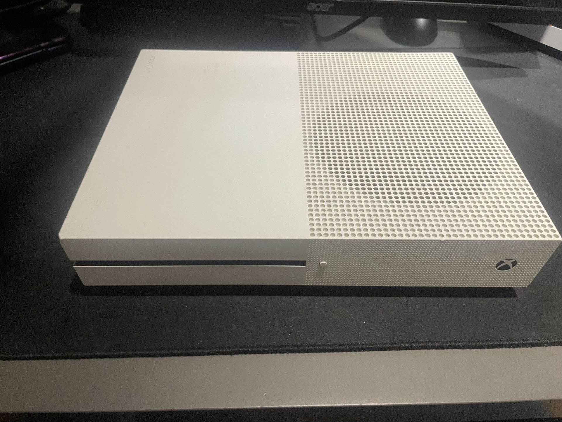 Xbox Series S/ Used But Good Condition