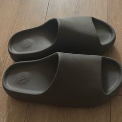 Yeezy slides