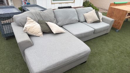 Sectional with oversized chaise