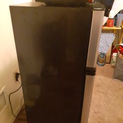 Insignia Mini Fridge
